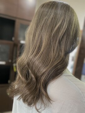 カーロ(caro) 明るめグレージュ