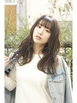 ソワネ 表参道(soigne)&nbsp;表参道ロング巻き顔周りレイヤーカットアッシュベージュ40代