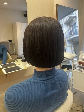 切りっぱなしボブ