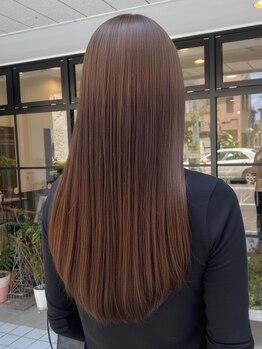ワゴンバイアフロート(Wagon by afloat)の写真/髪質改善効果のある縮毛矯正で、指通りの良いストレートヘアを叶える【Wagon by afloat】