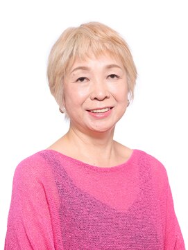 えがお美容室 50代・60代の方に◎軽やかショートスタイル