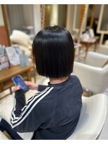 スペックホルダーミミ(Spec Holder mimi) 切りっぱなしボブ9.18グレージュ