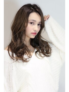 ヘアスペース リズム グリーン(Hair space Rizm green) ゆるふわロング