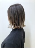 切りっぱなしボブ　×  デザインカラー