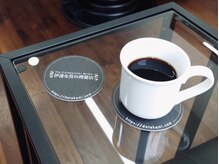 こだわりのコーヒーで施術後はお寛ぎ下さいー。