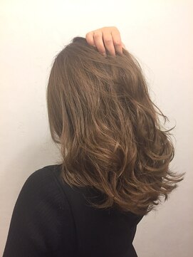 フラクト(FLact) フォギーベージュ / 大人ベージュ