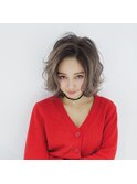ミックス巻きのエアリーボブ