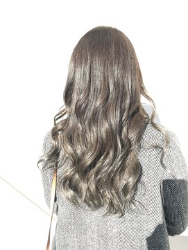 エポカオナハマ(epoca onahama) グレージュ