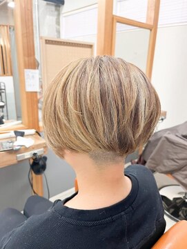 ユッカ エルア 武庫之荘南口(YUCCA elua) 【elua 角床】刈り上げショート！