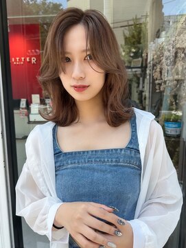 グリッター(Gritter) どの季節でも大丈夫なミディアムレイヤーカット