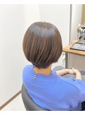 ベージュショートスタイル