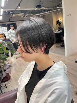 シャンプーボーイ セントラル 博多(SHAMPOO BOY central) ショート/ショートボブ/ハイライト/切りっぱなし/博多