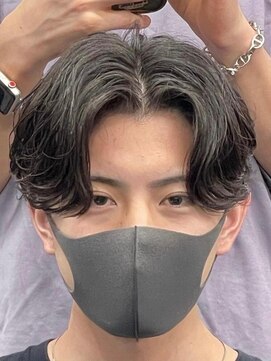 センス 渋谷 宇田川交番前(SENSE) 韓国メンズヘア/カルマパーマ/ニュアンスパーマ*渋谷/MEN'S/眉毛