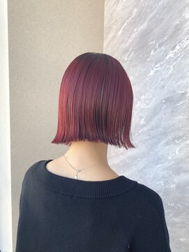 ルクス(Luxs) ぱつっとボブ×ブリーチカラー