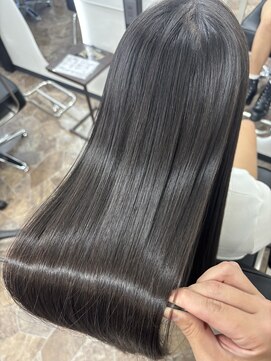 ロア 熊本(LOA) ツヤサラ　シルクストレート