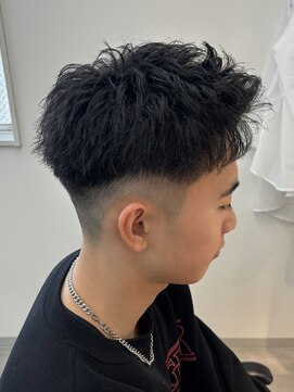 シーフフェード 千葉(Cyf FADE) 千葉駅MEN’S HAIR/サーフカール/刈り上げセンターパート