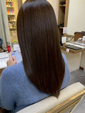 ヘアリゾート粋 ウナム 新宿東口店(enam) ストレートヘア/艶髪/チョコレートブラウン