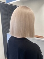 ルーブ トウキョウ(Loob. TOKYO) ショートボブハイトーンカラーミルクティーピンクタッセルボブ