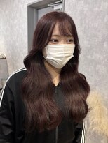 ルル(Lulu) ダークレッドカラーロングスタイル
