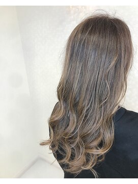 ヘアーアンドメイク ドレス(DRESS) ハイライトグレージュ