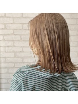 ココルアナ(coco luana) ミルクティーカラー/ミルクティーベージュ/ボブ/イルミナカラー