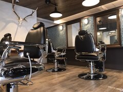 @110 BARBER SHOP 長浜店【ワンワンオー　バーバーショップ】