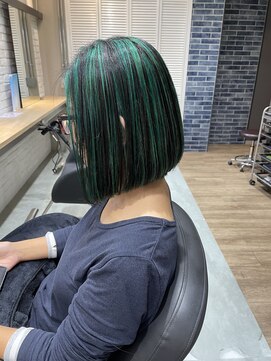 エイト 沖縄豊崎店(EIGHT toyosaki) 【EIGHT 豊崎】お客様スタイル_派手髪ハイライトグリーン