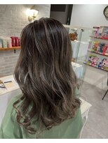 ルノン リー(LUNON:re)&nbsp;グレージュカラー×ハイライト♪