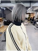 アンブレラカラー×ホワイトベージュ×切りっぱなしボブ