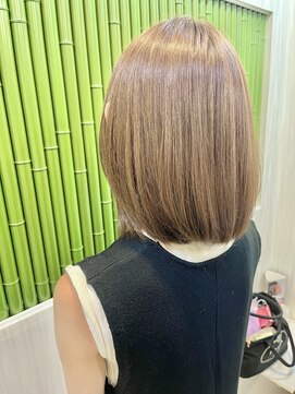 カグヤヒメ(kaguyahime) ミディアムボブ