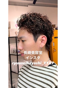 コワファースト長崎シャンプーボーイ 2nd(COIFF1RST 長崎 SHAMPOO BOY) 強めソフトツイスト