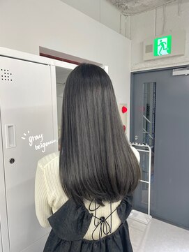 ヌーヴェル(nouvelle) ダークグレージュ×地毛風カラー
