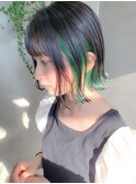ミニボブ、インナーカラー、イヤリングカラー、グリーン