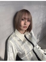 シロ(SHIRO)&nbsp;顔周りcut × white milk tea