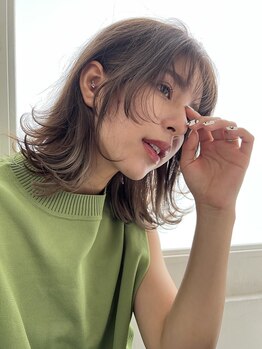 オーストヘアーモニカ 梅田茶屋町2号店(Aust hair Monica)の写真/お手頃価格でも妥協なし！賢くこまめに綺麗をメンテナンスしたい方にオススメです！なりたいを叶えるサロン