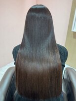 ルーム シンサイバシ(room shinsaibashi)&nbsp;HITA髪質改善トリートメントでまとまりのある髪へ◎