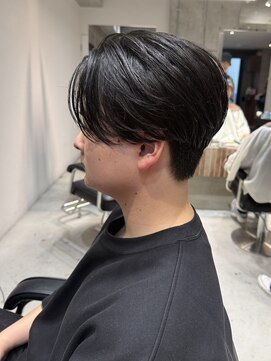 ファルベ(Farbe) 刈り上げセンターパートリバースセンターパートニュアンスパーマ