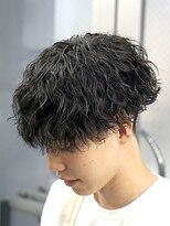 オーバル ジングウマエ(OVARL jingumae)&nbsp;縦落ちパーマシャドウパーマサーフカールフェザーパーマ