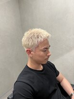ヨロ(YOLO)&nbsp;金髪スパイキーショート