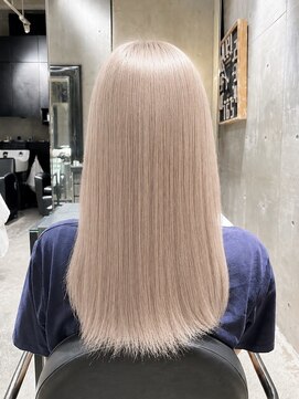 エノア 青山(ENORE) ホワイトミルクティーベージュ ケアブリーチ透明感ハイトーン