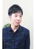 シザーで仕上げるナチュラルツーブロック