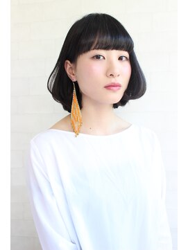 ココ 鷹匠(COCO) 大人のモードBOB　ストレート/白髪染め/ヘッドスパ/リタッチ