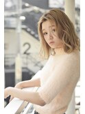 ☆ざっくりセンターパートのホワイトベージュカラー☆【coii】
