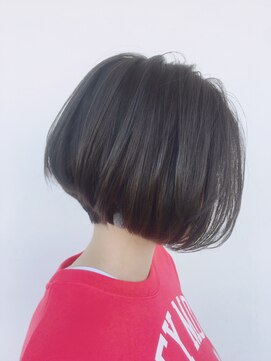 ミキ(Miki) 絶対古い髪型にならない!クラシカルボブ★【上杉ショート】