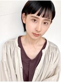 黒髪ショート×眉上バング
