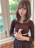 今年のトレンドは“くびれ“ヘアー