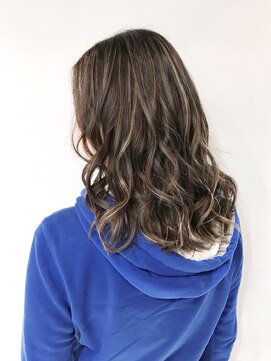 リリー シンジュク(Lilly) 【Lilly新宿】グレージュ×透明感 髪質改善 TOKIOトリートメント