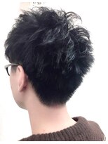 ステア ケース(stair case)&nbsp;メンズ /パーマ/ソフトツイスト/ツーブロック/ソフト刈り上げ 