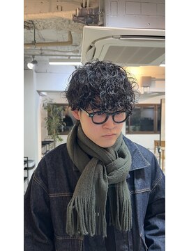 フェイヴィーズ(FavyS) スパイラルパーマのミックスパーマ マッシュウルフ