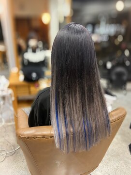 フツーロ 栄(FUTURO) プルエクステ